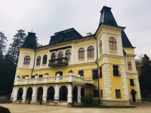 Kaštiele na Slovensku