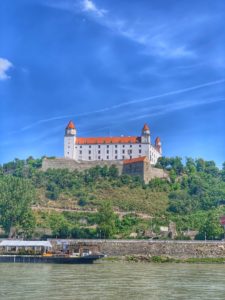 Plavba loďou - Bratislavský hrad