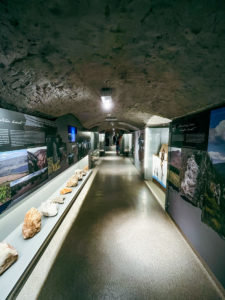 Historický kompas - Múzeum jaskyniarstva