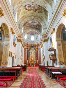 Bazilika Sedembolestnej Panny Márie v Šaštíne-Strážach
